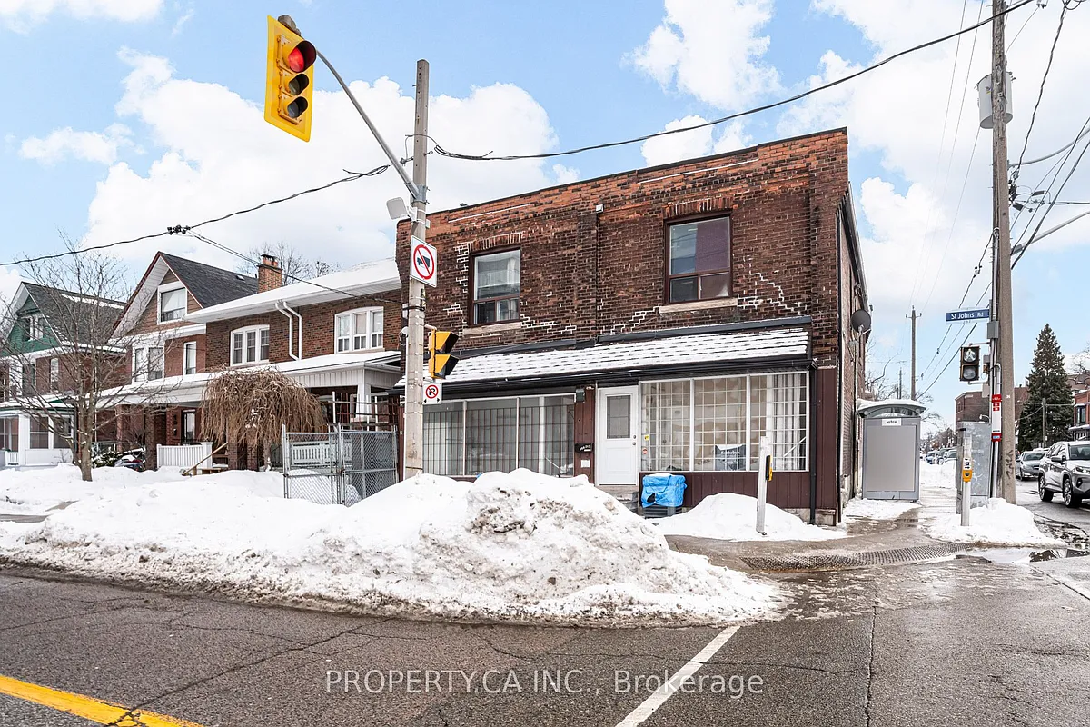 Photo 1 of 19 - 287 Saint Johns Rd - Toronto, ON Primary Photo - 287 Saint Johns Rd