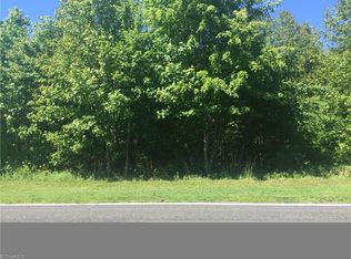 7644 Salem Chapel Rd, Walnut Cove, NC 27052