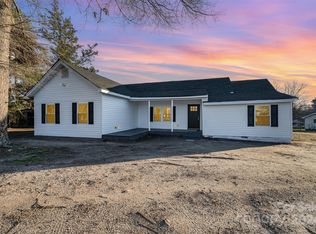 102 Guffey Rd, Cherryville, NC 28021