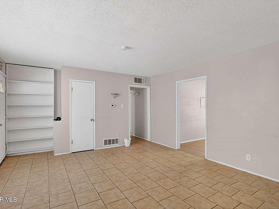 5th image of 5612 Creston Ave