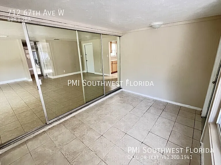 712 67th Ave W — Photo 5