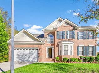 505 Hassellwood Dr, Jamestown, NC 27282