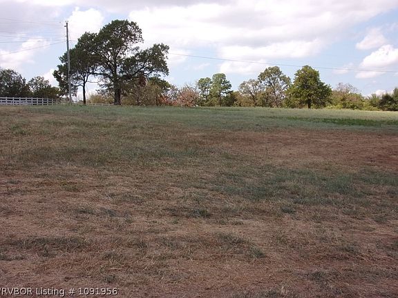 5th image of 8800 White Oak Rd