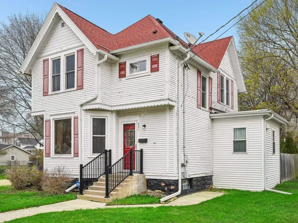 421 S Academy St, Stoughton, WI 53589