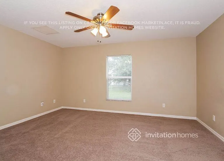 3228 N Biscayne Dr — Photo 16