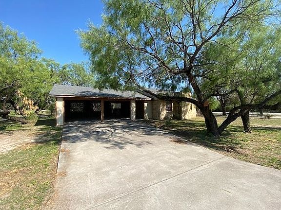 3rd image of 1883 Fort Clark Springs St