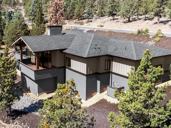 2850 NW Lucus Ct, Bend, OR 97703