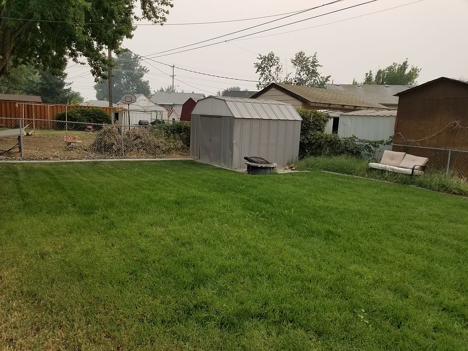 2nd image of 807 Smith Ave