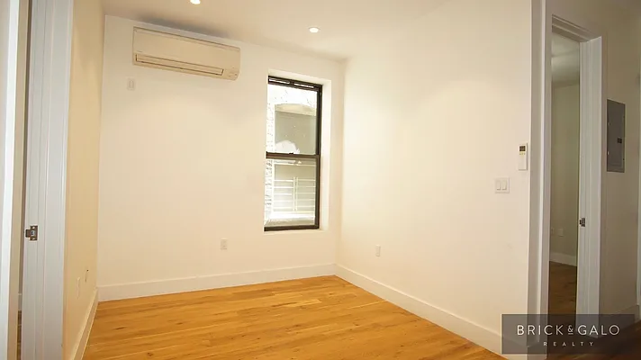 Rented by BRICK & GALO REALTY CORP | media 33