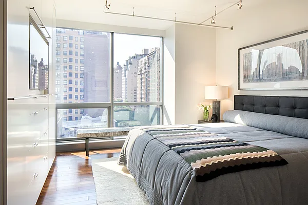 Sold by Corcoran | media 8