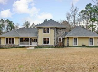 221 Ragsdale Rd, Sharpsburg, GA 30277