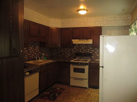 4th image of 11257 S Avenue G