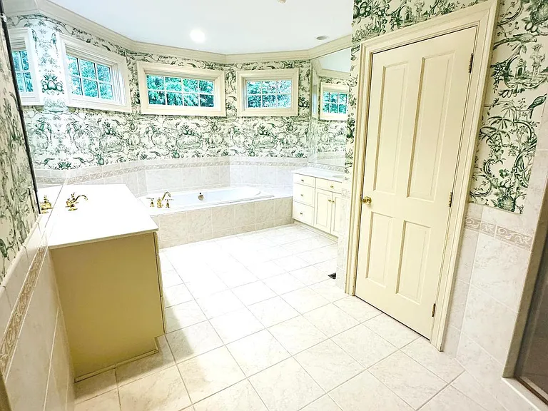 6504 Sand Trap Dr — Photo 23