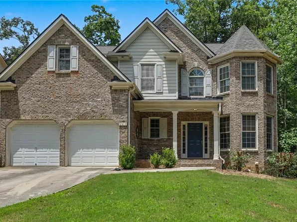 2470 Chandler Grove Dr, Buford, GA 30519