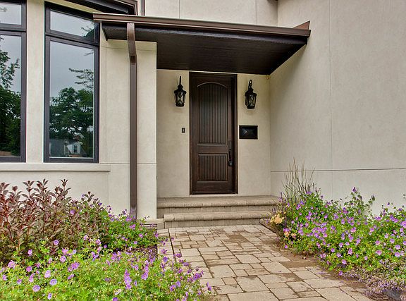 2nd image of 1054 Oakley Ave