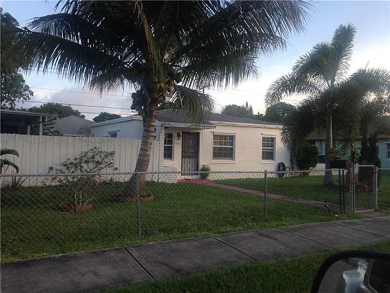 2nd image of 10451 SW 173rd St