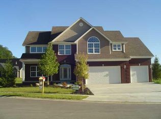 2886 Bluebell Ct, Columbus, IN 47201