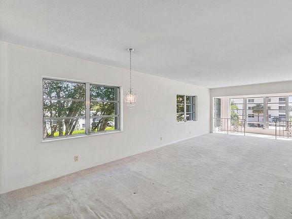 5th image of 3401 Spanish Trail #348g