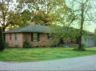 18 E 15th St, Grove, OK 74344