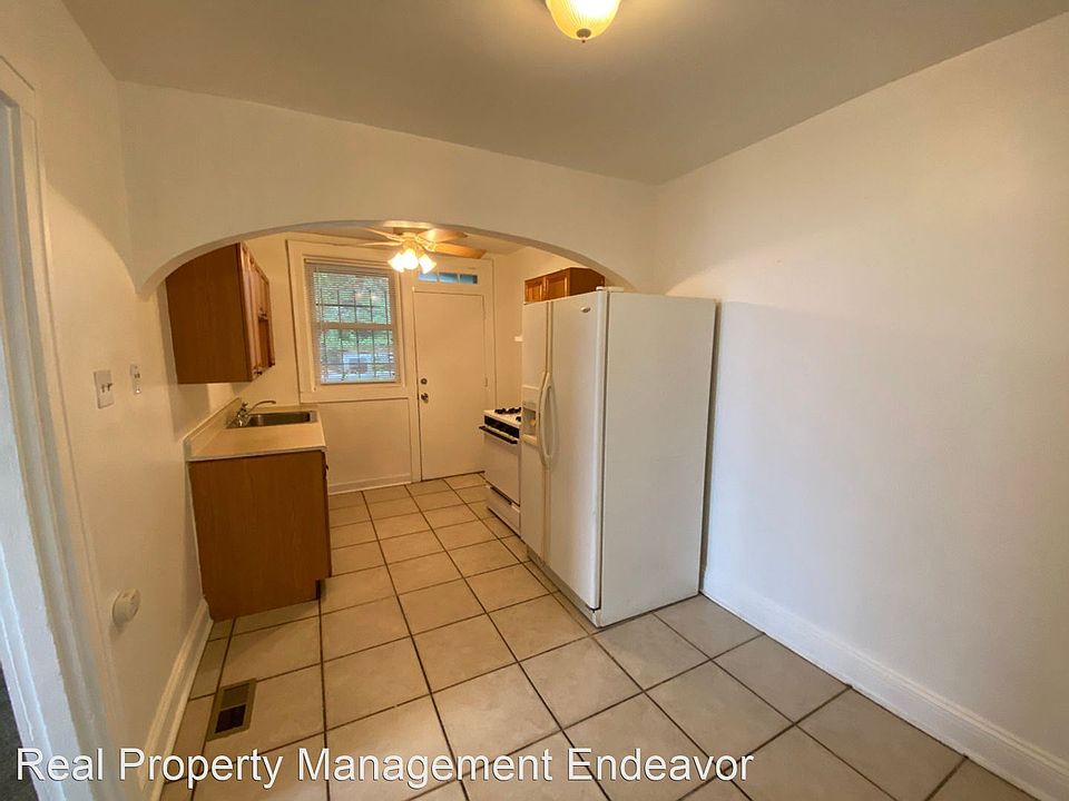 1st image of 4976 Rosalie St #1E