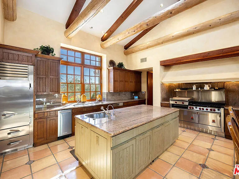 25127 Jim Bridger Rd — Photo 12