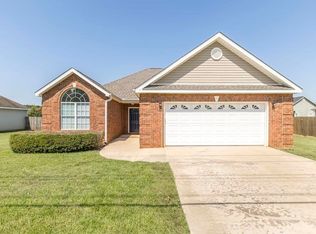 330 Peach Blossom Rd, Bonaire, GA 31005