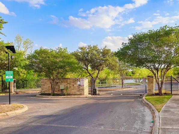 1338 Big lk, San Antonio, TX 78245