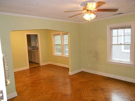 Living Room/Dinning Room