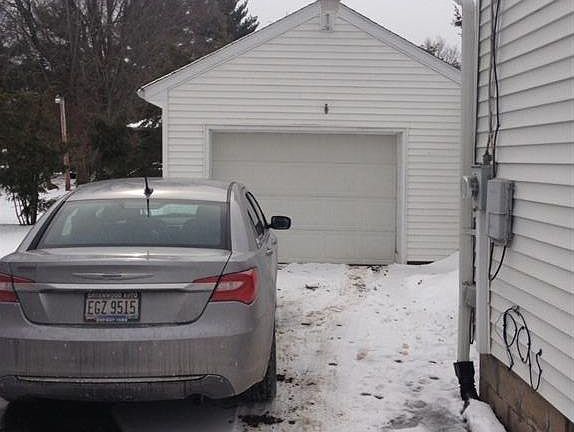 3rd image of 1183 Westwood Dr NW