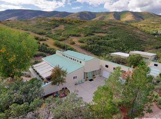 135 N Young Oak Rd, Salt Lake City, UT 84108