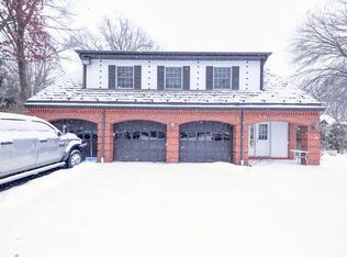 800 10th St, Oakmont, PA 15139
