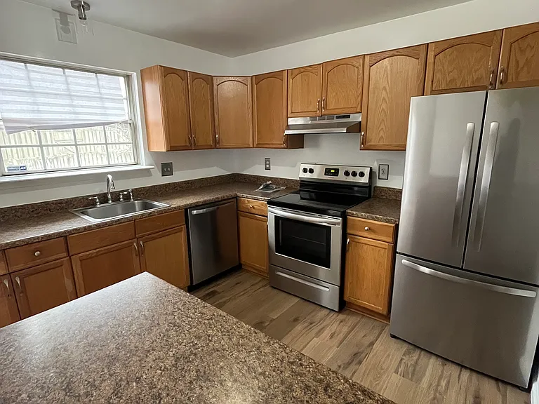2224 Prince Of Wales Ct #1 — Photo 1