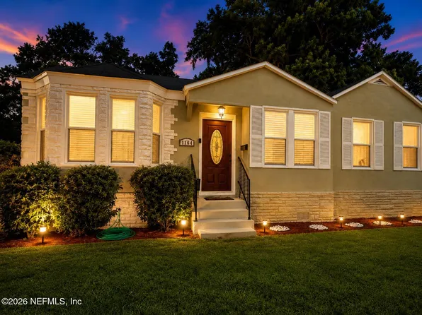 7164 W LUCKY Drive W, Jacksonville, FL 32208