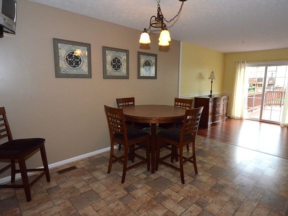 Large Eat In Kitchen