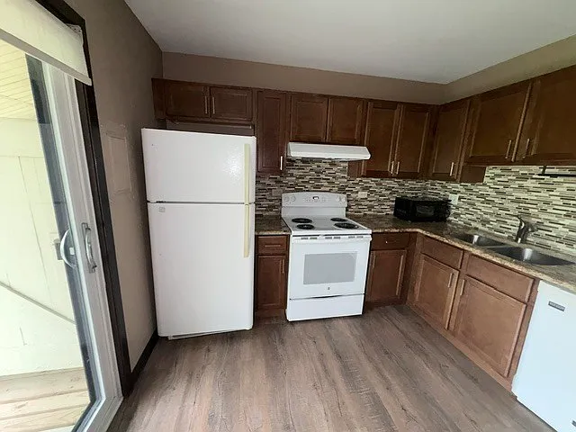 183 N Waters Edge Dr W #301 — Photo 9