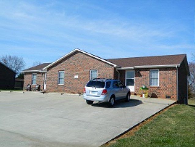 1st image of 221 Morrisfield Ln