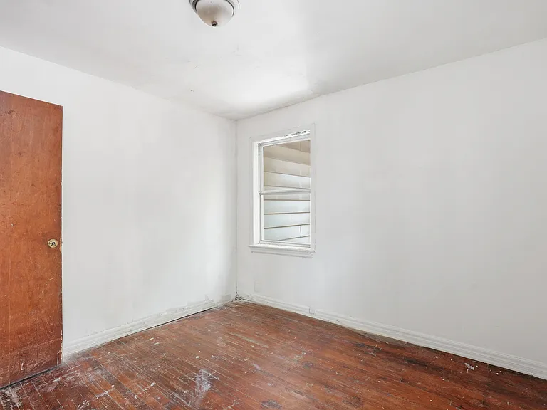 7827 Rugby Ave — Photo 19