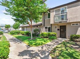 10067 Lola Ln Garden Grove CA | Zillow