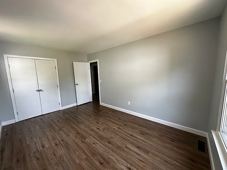 1531 Harford Square Dr — Photo 7