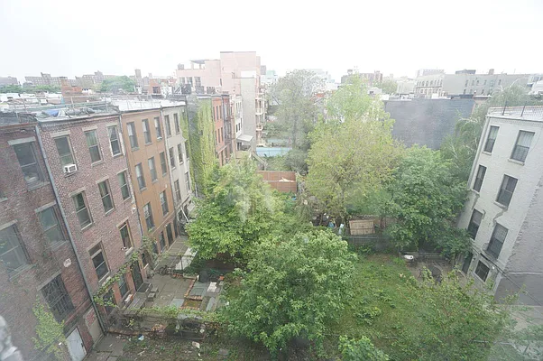 Rented by Keller Williams NYC | media 26