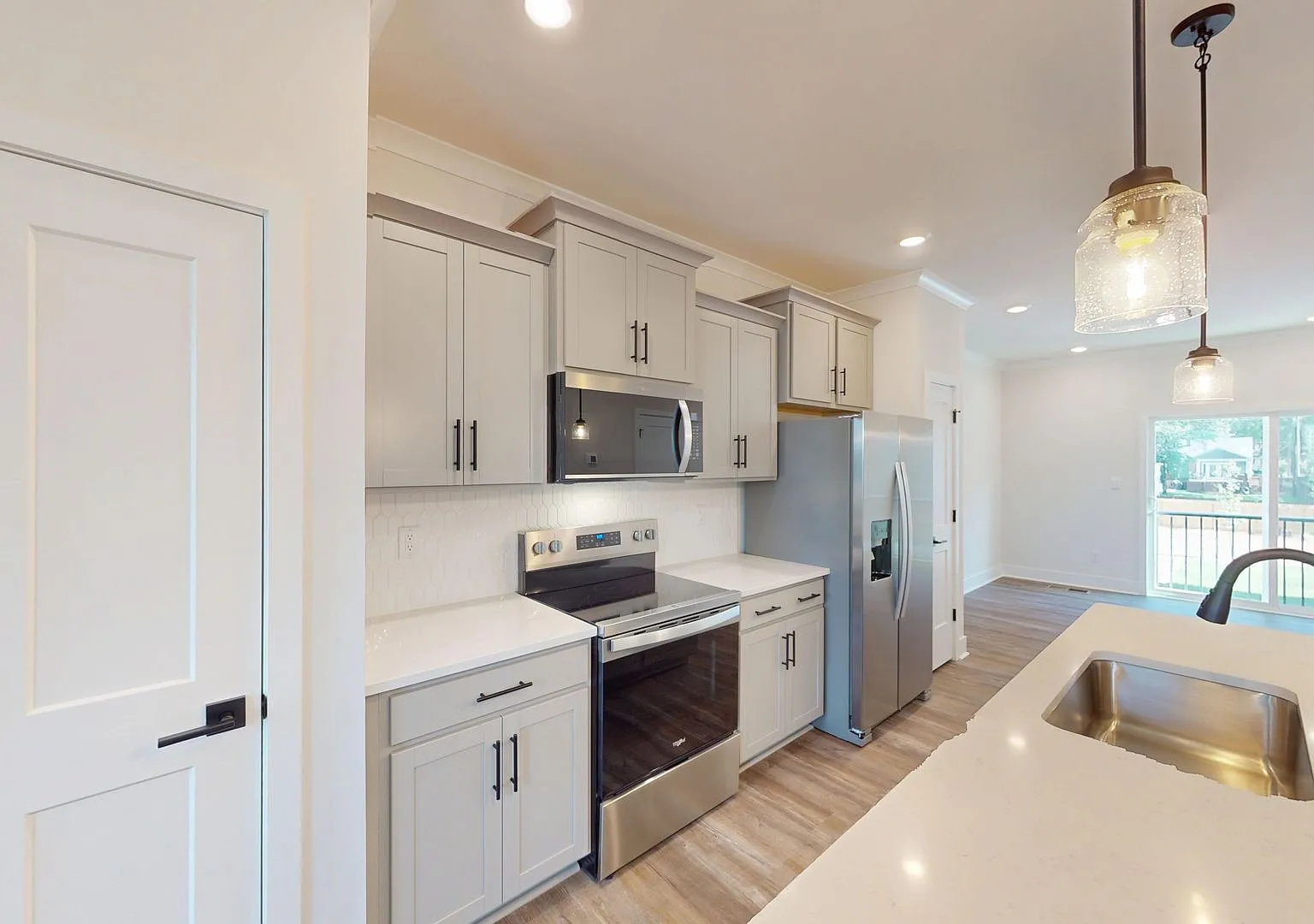 3640 Spencer Street — Photo 3