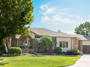 8421 W Meadow Park Ct, Wichita, KS 67205