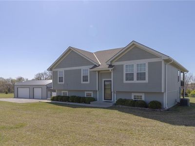 14702 M Hwy, Rayville, MO, 64084
