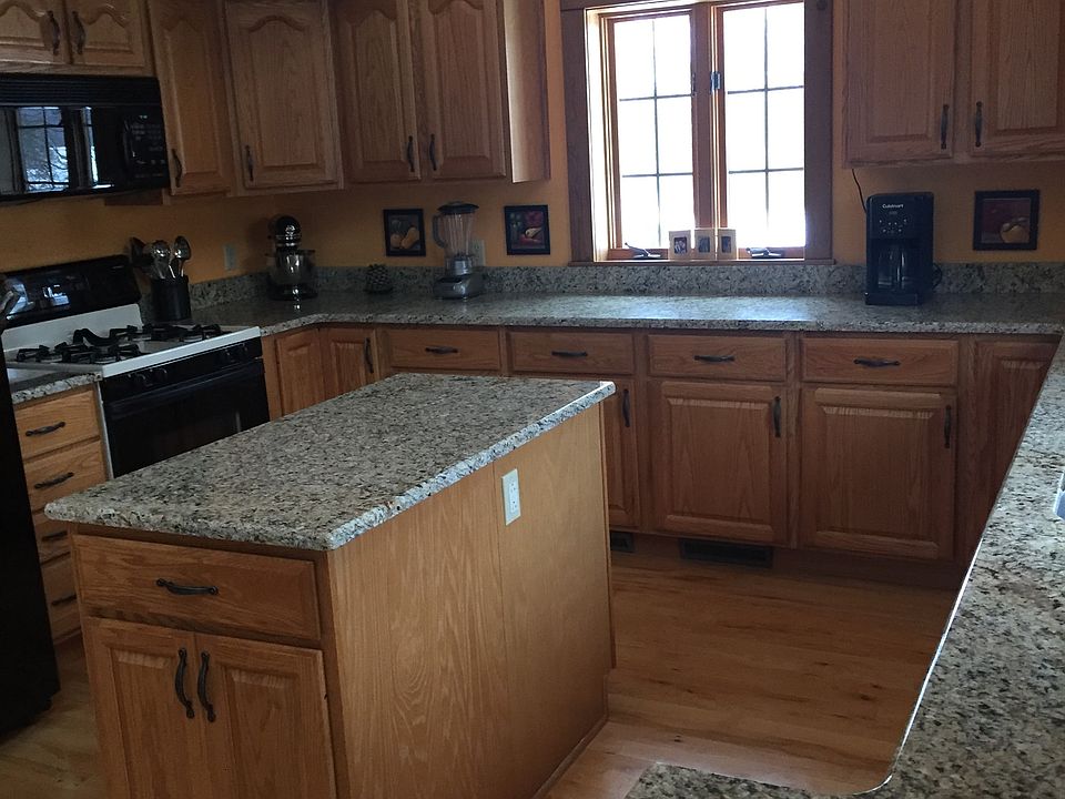 2nd image of 4702 Mamerows Ln