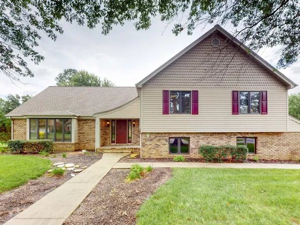 4390 Wellingborough Ln, Paducah, KY 42003