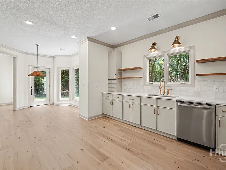 32 Sparnel Rd — Photo 23