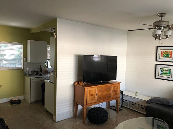 3rd image of 1412 NE 5th Ct #1412