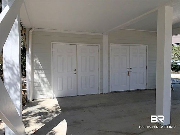 3rd image of 1276 W Lagoon Ave