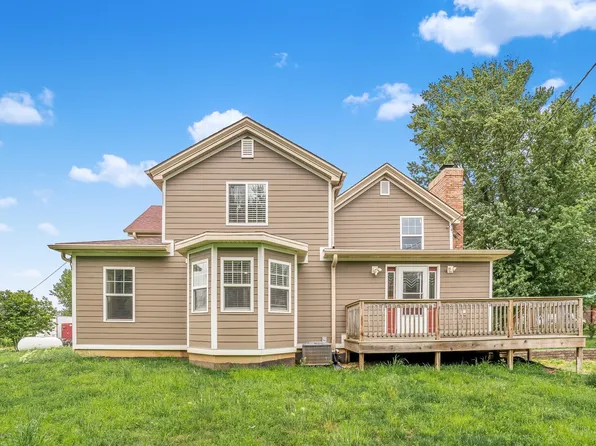 117 S Meridian Rd, Chana, IL 61015