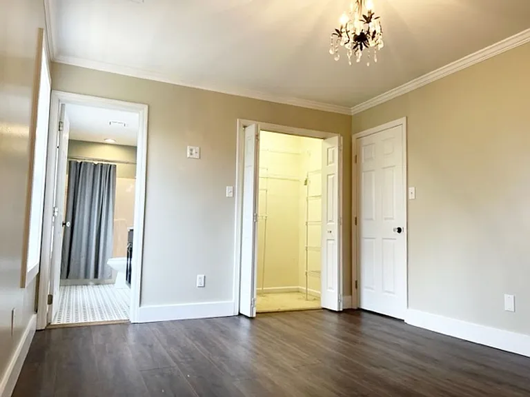 1301 Woodridge Dr — Photo 10